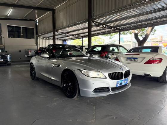 BMW Z4 2.0 16V TURBO GASOLINA SDRIVE20I AUTOMÁTICO BMW Z4 2.0 16V TURBO GASOLINA SDRIVE20I AUTOMÁTICO